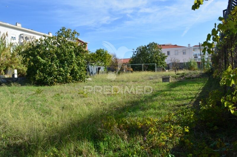 Terreno Urbano com 2000m2 Ajuda Lisboa - excelente localização