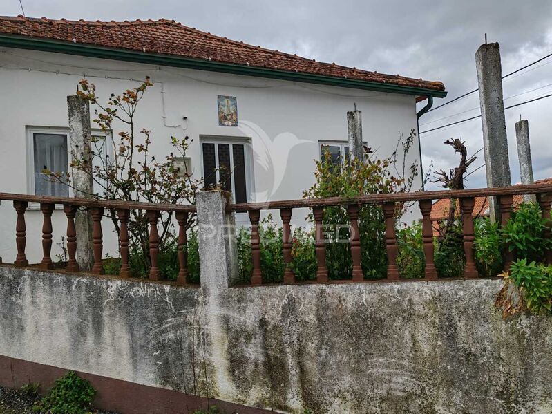 House 2 bedrooms Seiça Ourém - fireplace, terrace, store room, garden, attic