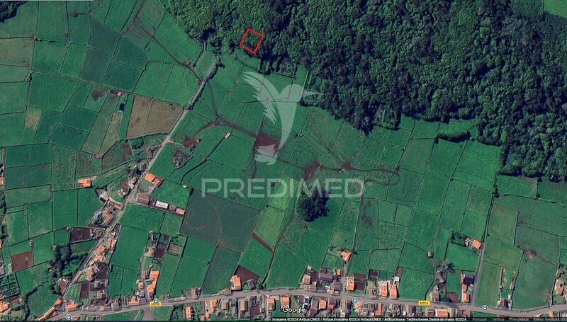 Land with 968sqm Fontinhas Praia da Vitória