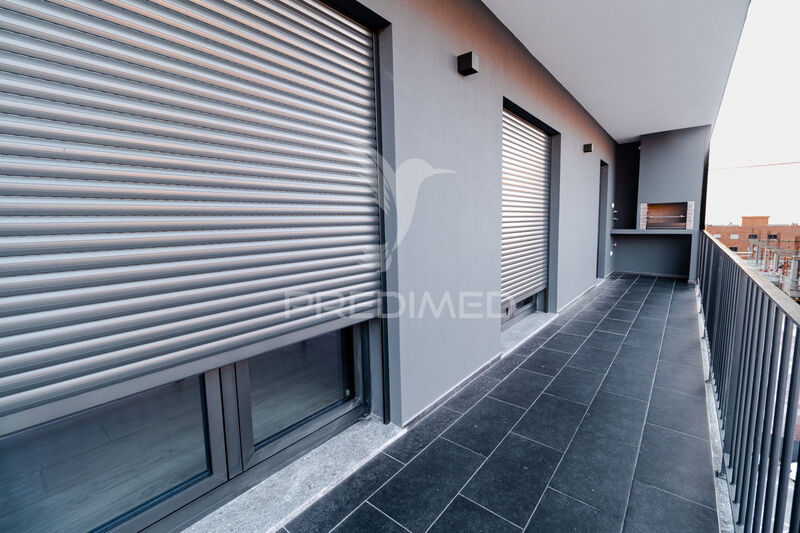 Apartment new 3 bedrooms Braga - garage, kitchen, air conditioning