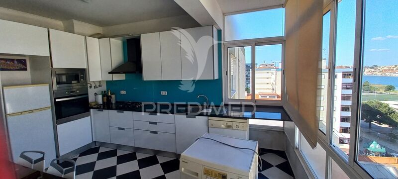 Apartment 3 bedrooms in the center Amora Seixal - marquee, balcony