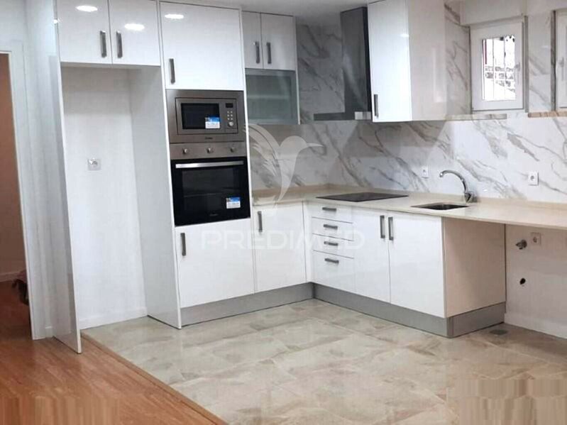 Apartamento T2 Remodelado Algueirão-Mem Martins Sintra