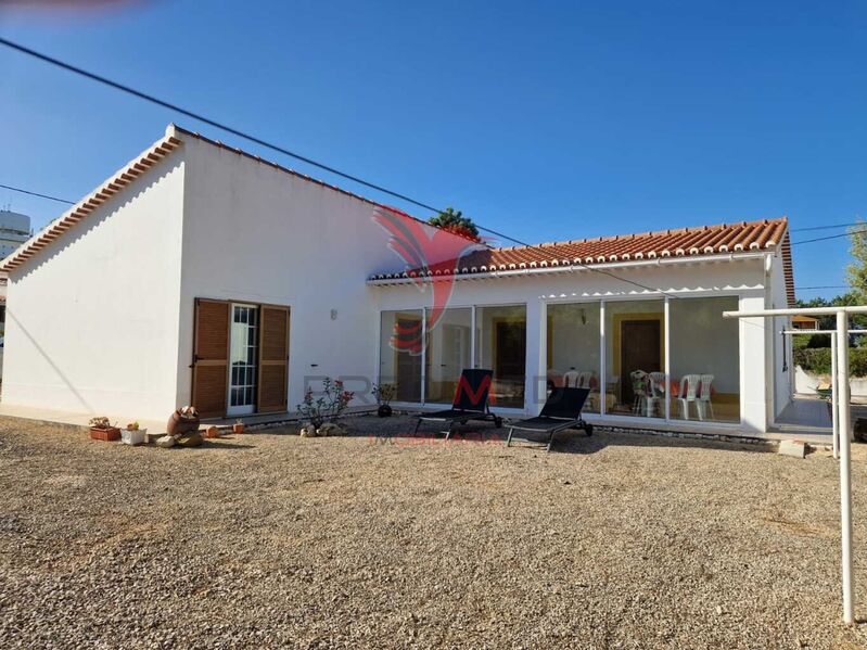 House 3 bedrooms Single storey Aljezur - garden, fireplace, equipped kitchen, barbecue, garage