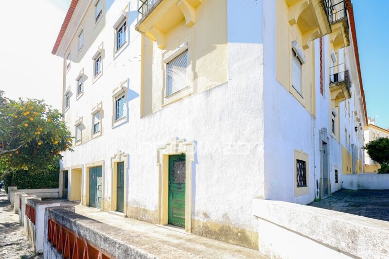 Apartment in good condition T1 Évora - great location