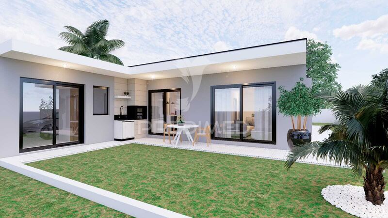 House V4 Single storey Fernão Ferro Seixal - barbecue, solar panels, air conditioning, double glazing, alarm