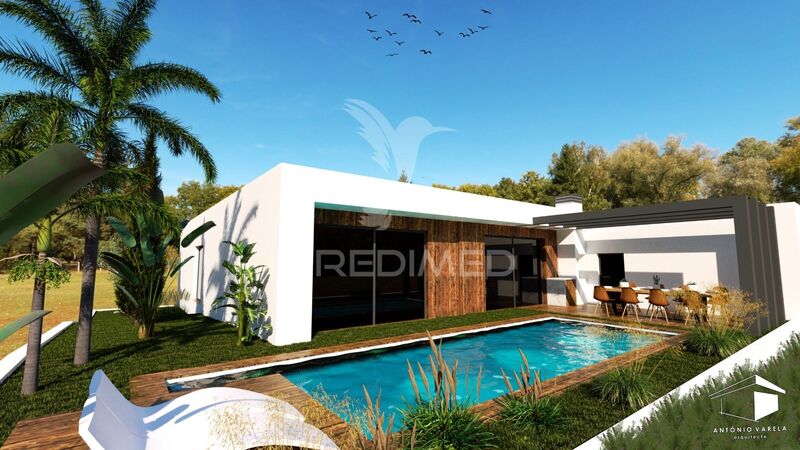 House Modern well located V3 Fernão Ferro Seixal - solar panels, swimming pool, garage, automatic gate, heat insulation