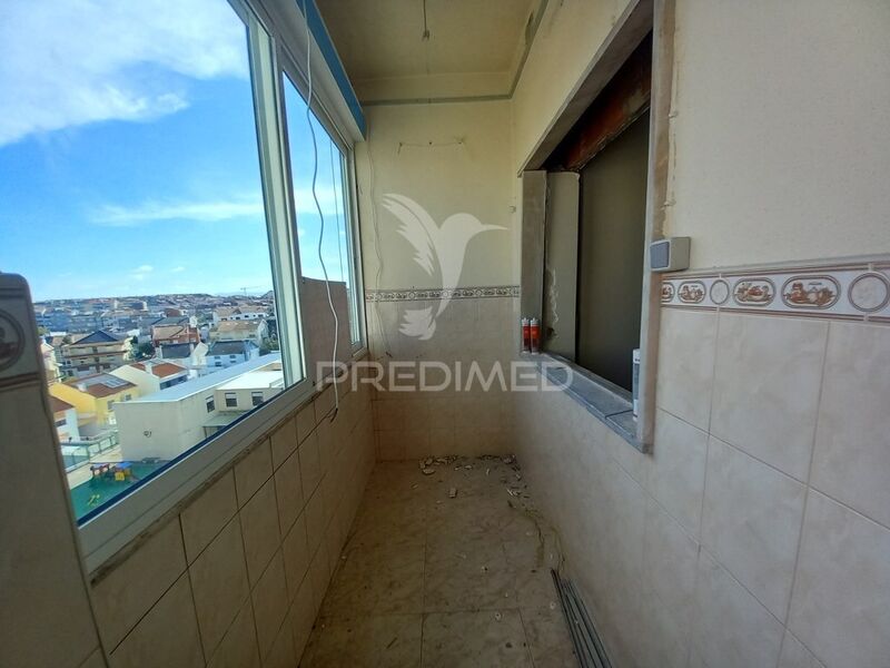 Apartment 2 bedrooms Amora Seixal - balcony, swimming pool