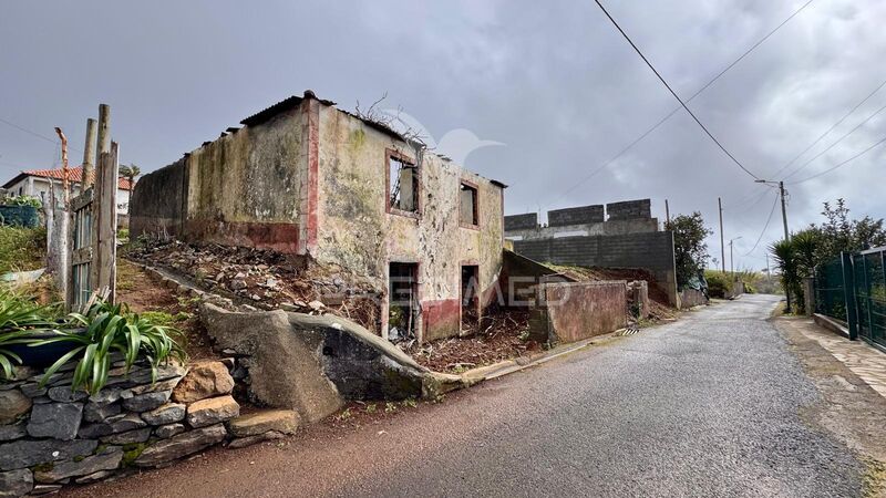 House 3 bedrooms Ponta do Pargo Calheta (Madeira) - plenty of natural light, sea view