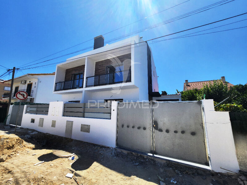 Moradia V3 Geminada em construção Quinta do Conde Sesimbra - painéis solares, bbq, quintal, lareira, varanda, garagem