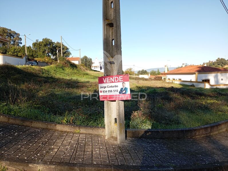 Lote com 648.35m2 Chamusca