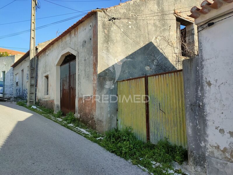 Warehouse with 92sqm Monsanto Alcanena