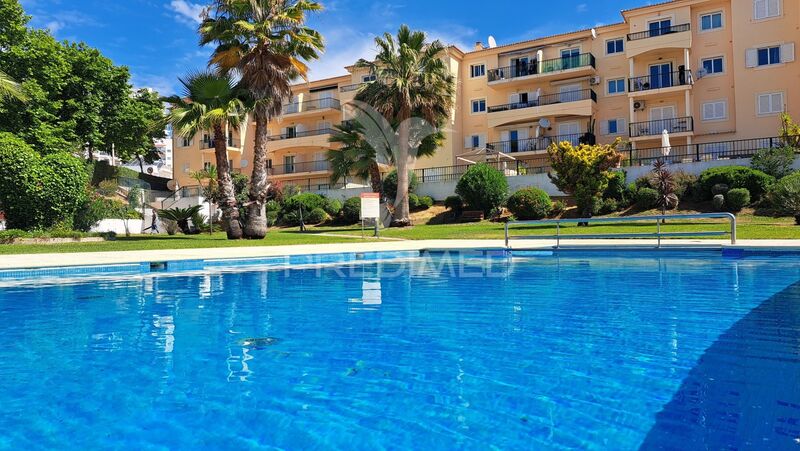Apartment T2 Albufeira - garden, gated community, swimming pool, store room