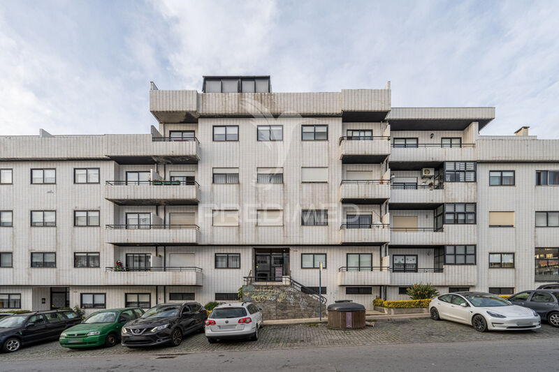 Apartment T3 Matosinhos - balcony, garage, marquee, 1st floor