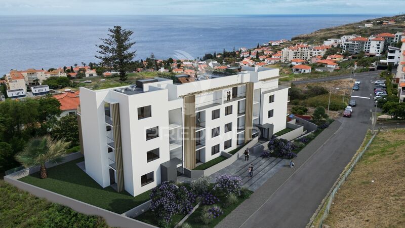 Apartamento novo T2 Caniço Santa Cruz - piscina, terraço, vista mar