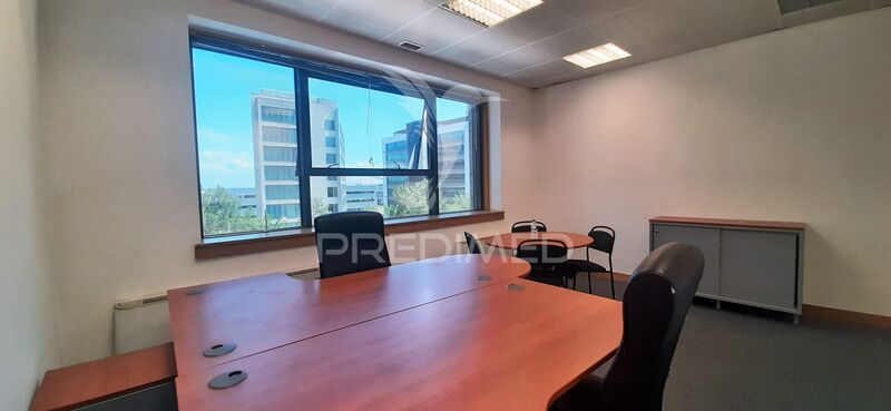 Office in the center Parque das Nações Lisboa - double glazing, double glazing, furnished, air conditioning