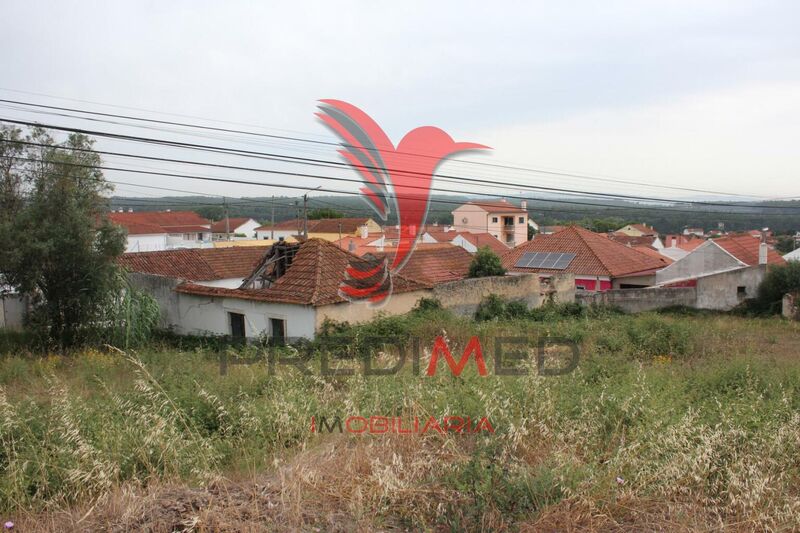 House V3 to recover Rio Maior - backyard, tennis court, swimming pool