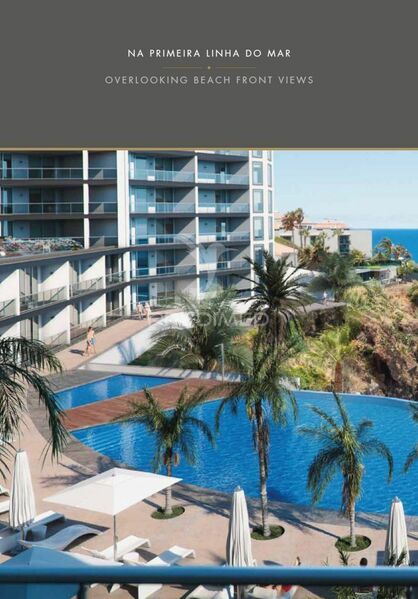Apartamento T2 de luxo São Martinho Funchal - arrecadação, parqueamento, condomínio fechado, piscina, vista mar, jardim