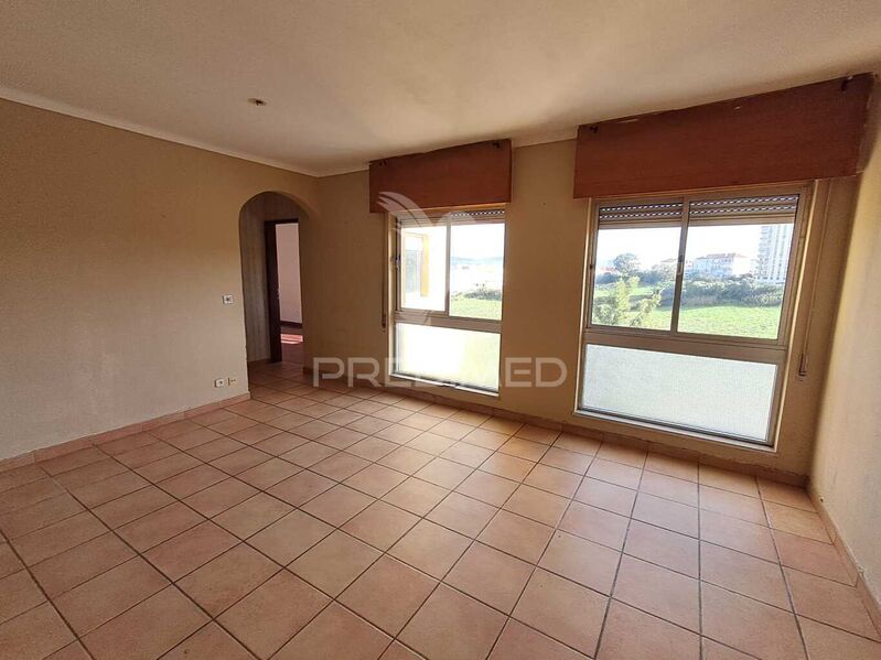 Apartment 3 bedrooms Loures - lots of natural light