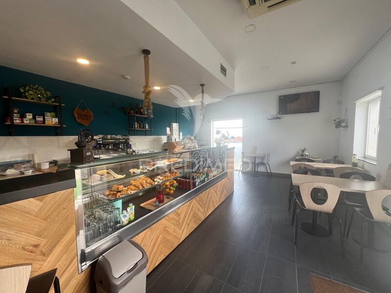 Coffee shop Palmela - esplanade, store room, alarm, wc, air conditioning, kitchen