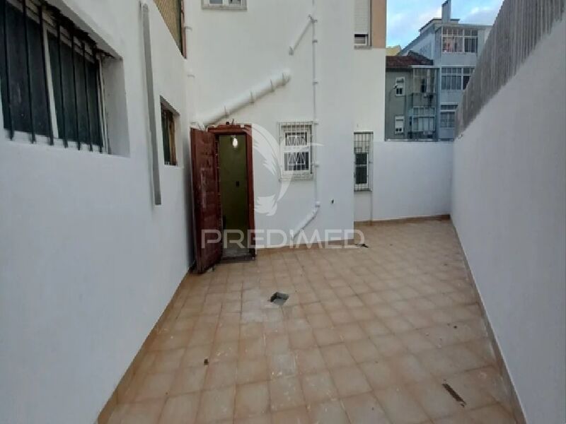 Apartment T2 Refurbished Venteira Amadora