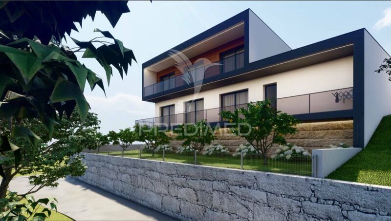 House Modern V3 Vizela - garage, garden, balcony, air conditioning, solar panels