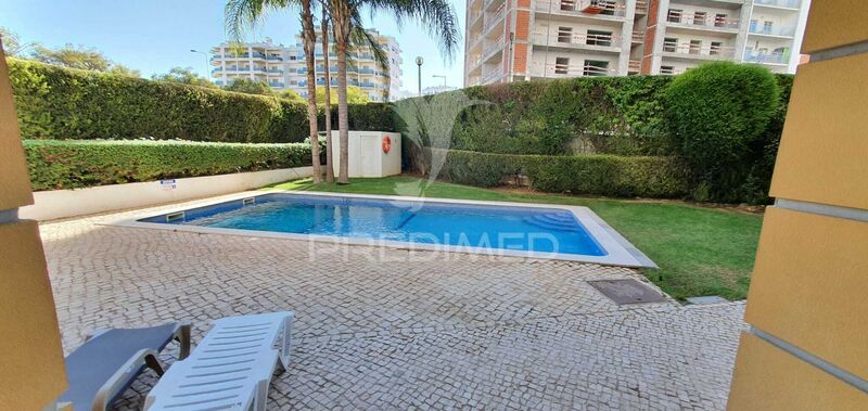 Apartamento T2 Portimão - jardim, equipado, piscina, condomínio fechado, mobilado, varanda