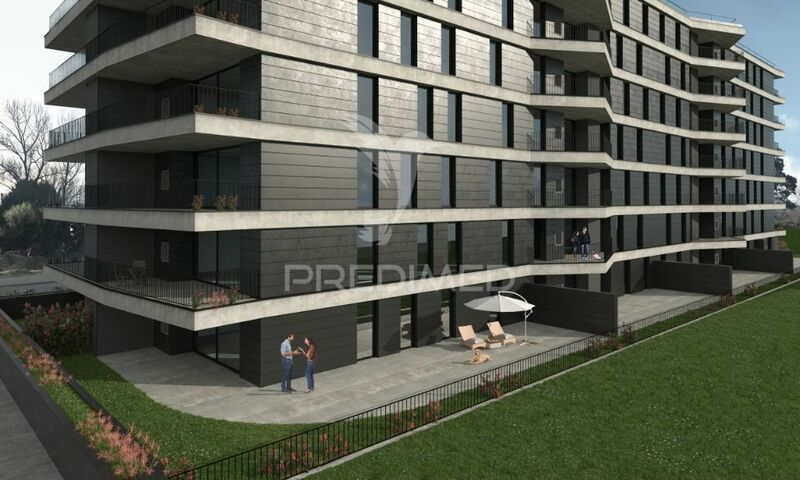 Apartment T3 Luxury Ramalde Porto - parking space, balcony, garage