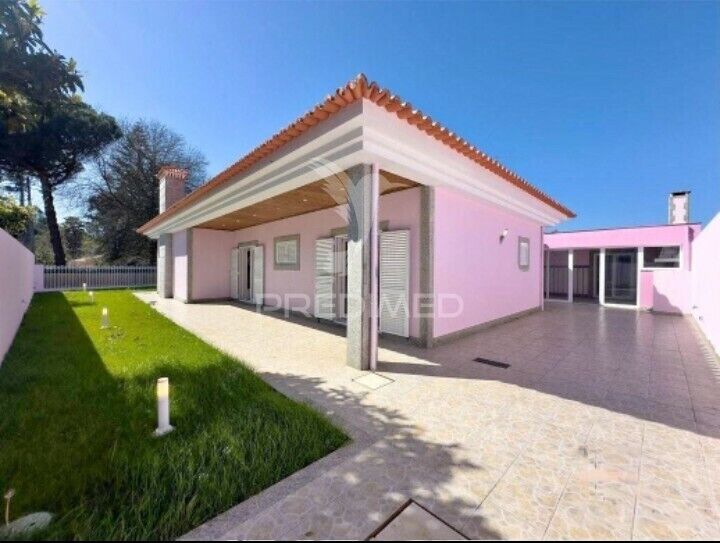 House 3 bedrooms Vila Nova de Gaia - fireplace, garage, plenty of natural light, barbecue, garden, equipped kitchen