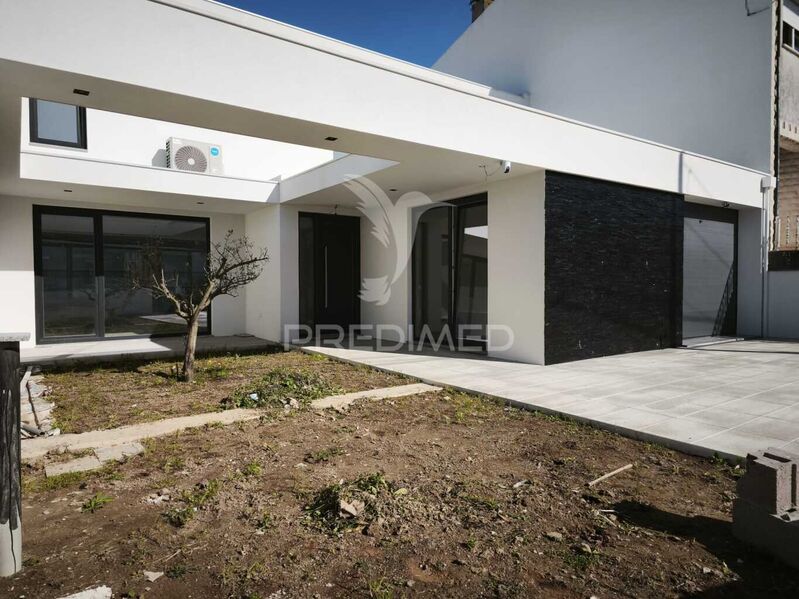 House neues V4 Santa Joana Aveiro - garage, garden