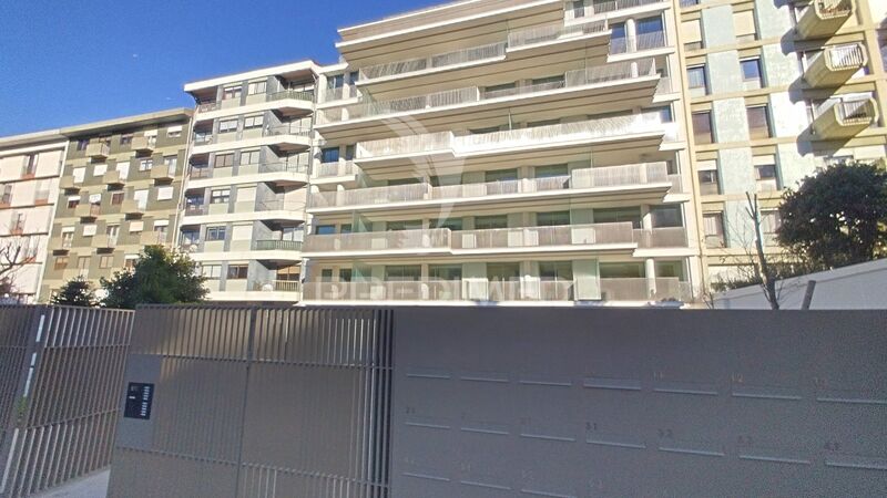 Apartment new 2 bedrooms Ramalde Porto - terrace, garage, radiant floor, balconies, balcony