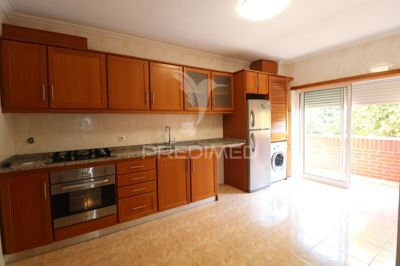 Apartment excellent condition 3 bedrooms Palmeira Braga - garage, fireplace