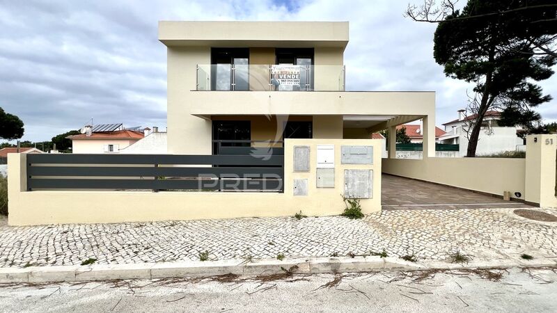 Moradia nova V3 Castelo (Sesimbra) - ar condicionado, piscina, varandas, isolamento térmico