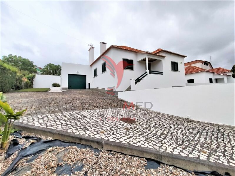 House V3 Renovated Mafra - air conditioning, excellent location, double glazing, garage
