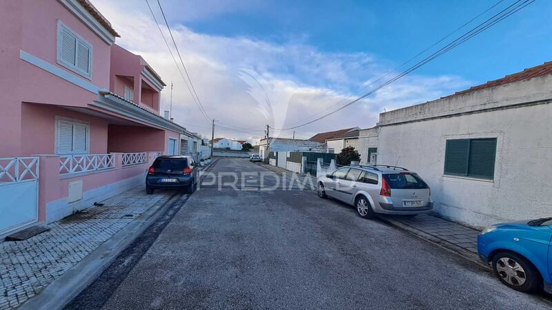 Terreno Urbano com 200m2 Alhos Vedros Moita