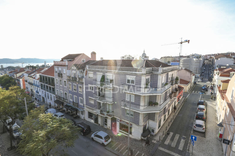 Apartment 4 bedrooms Duplex Ajuda Lisboa - 4th floor, balconies, parking lot, balcony