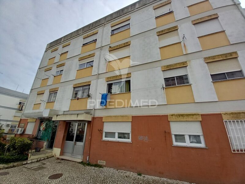 Apartamento T1 Moderno Corroios Seixal