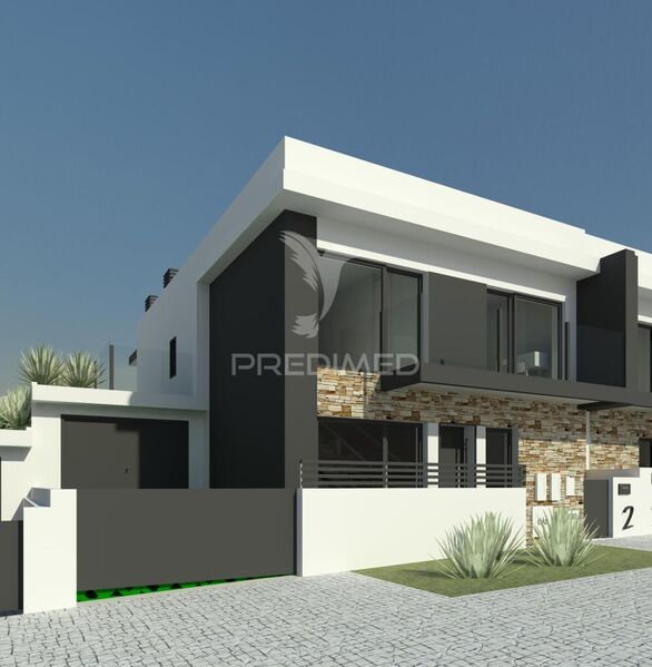 House V4 Semidetached Almada - terrace, garage, barbecue, green areas, double glazing, solar panel, air conditioning, balcony