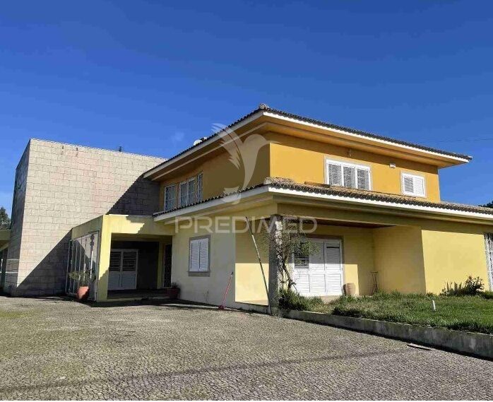 House 6 bedrooms Folgosa Maia - garden, garage, air conditioning, swimming pool