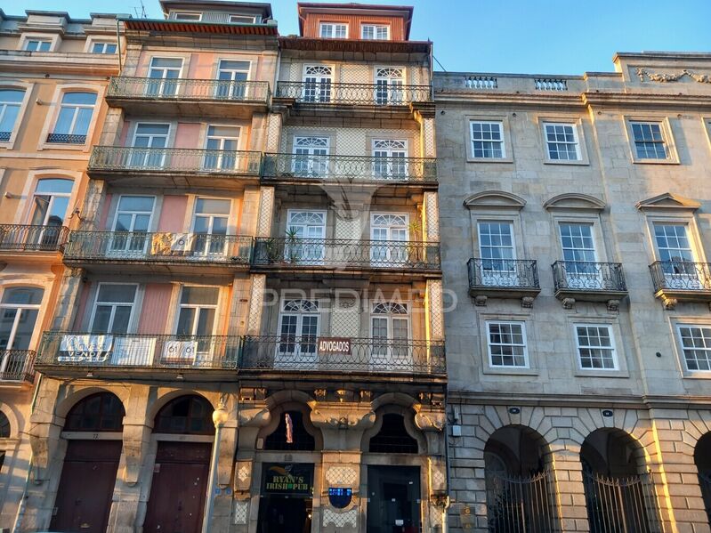 Apartment T0 Porto - furnished, equipped, 4th floor, air conditioning