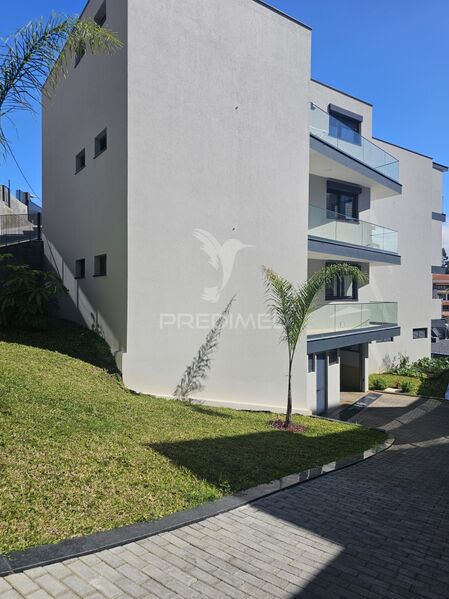 Apartamento T3 novo São Martinho Funchal - arrecadação, condomínio fechado, varanda