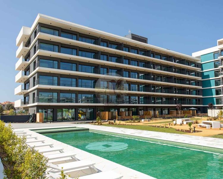 Apartment nouvel T3 Faro - solar panels, equipped, barbecue, condominium, garage, air conditioning, terrace, playground, balconies, thermal insulation, swimming pool, balcony, garden