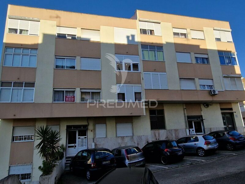 Apartamento T2 Vila Franca de Xira - 1º andar