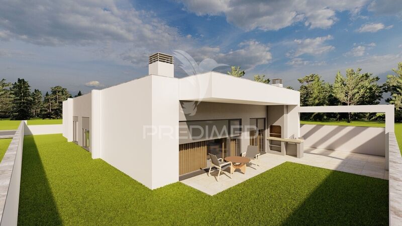 House new 3 bedrooms Fernão Ferro Seixal - garden, air conditioning, barbecue, parking lot, quiet area