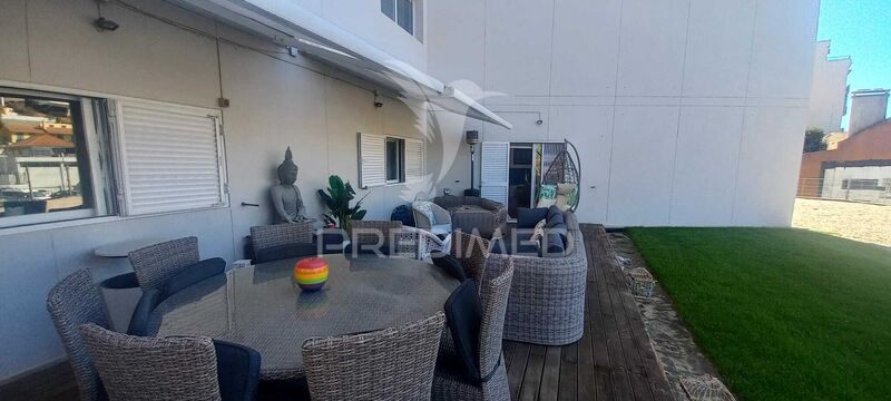 Apartamento T2 Setúbal - jardim, condomínio fechado, terraço, r/c