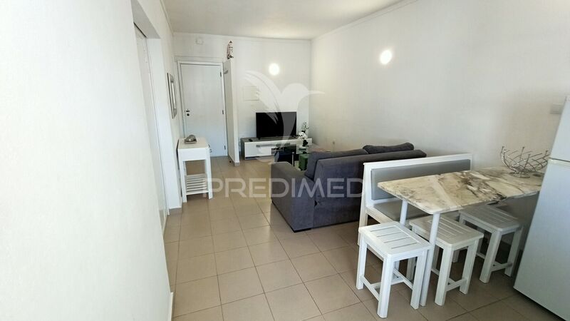 Apartamento T1 Moderno Portimão - varanda, arrecadação, cozinha equipada, 3º andar