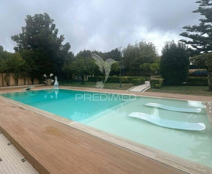 House 5 bedrooms Sintra - fireplace, swimming pool, garage, terrace, automatic irrigation system, garden