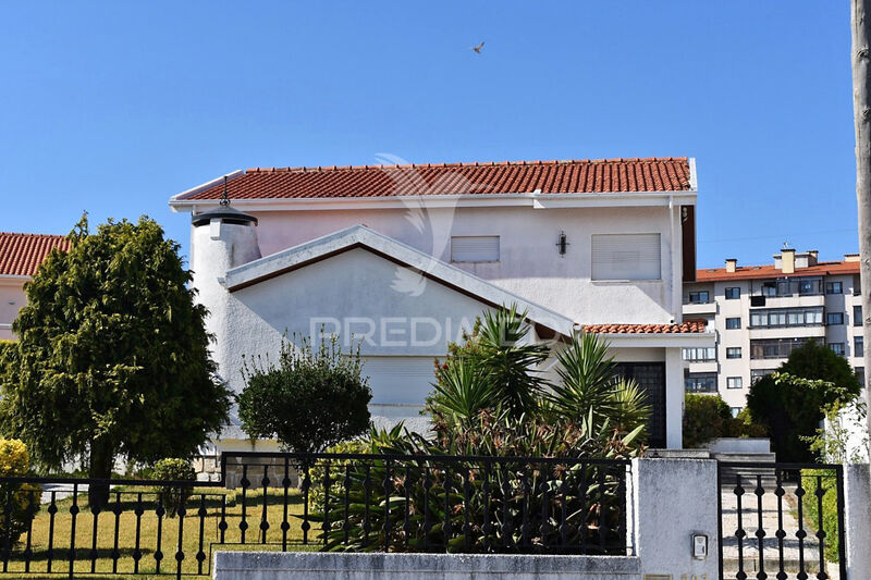 House 5 bedrooms Vila Nova de Gaia - backyard, swimming pool, garden, tennis court, garage, fireplace