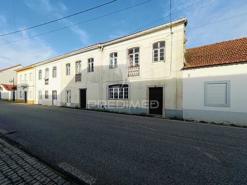 House to rebuild 6 bedrooms Alburitel Ourém