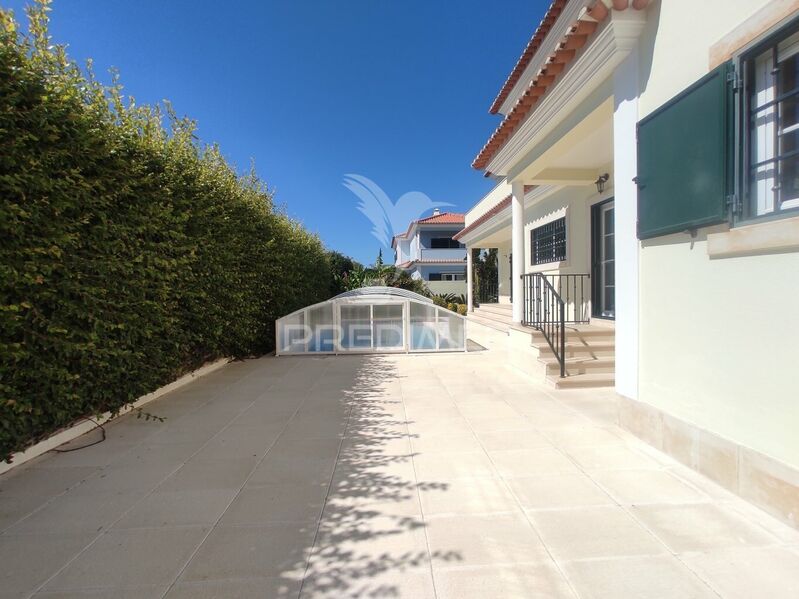 House 5 bedrooms Luxury Cascais - garden, fireplace, barbecue, swimming pool, garage, balcony