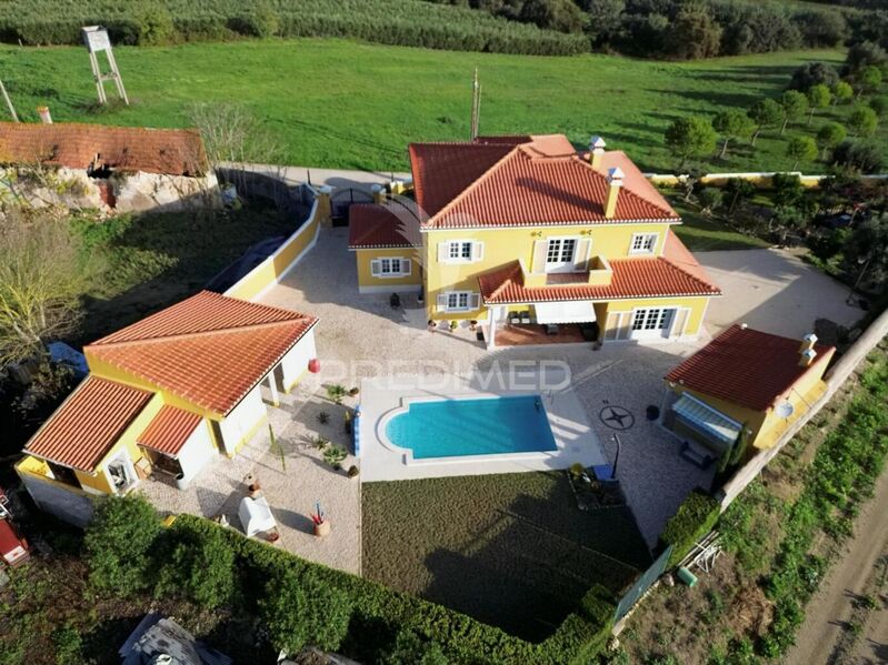 House Modern 5 bedrooms Santarém - swimming pool, underfloor heating, garden